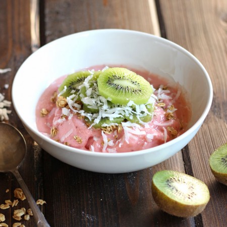 Tropical Smoothie Bowl